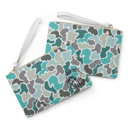 Trendy Turquoise Camo Clutch Bag - Perfect for Outdoor Adventures