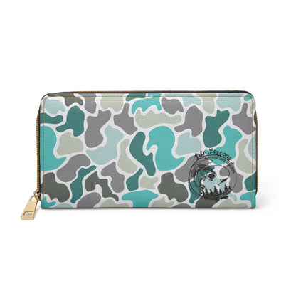 Trendy Turqoise Camouflage Zipper Wallet - Chic & Functional Accessory for Everyday Use