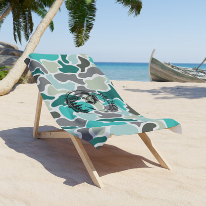 Turquoise Camo Beach Towel - Perfect for Summer Days and Outdoor Adventures